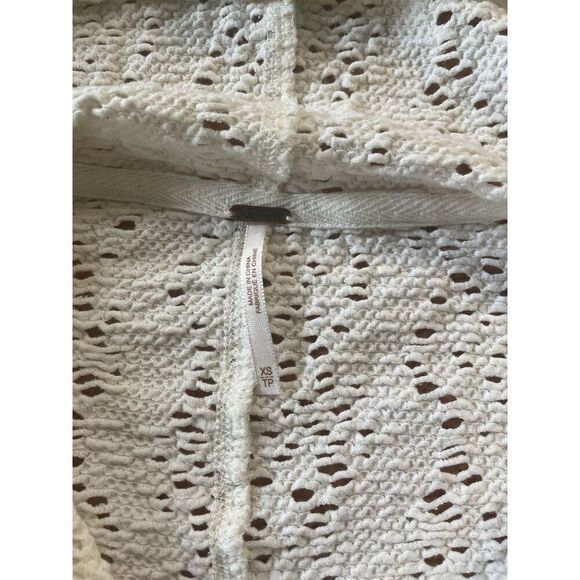 Free People Women’s Crochet Knit Hoodie Cardigan XS Asymmetrical Zip Roll Tab - Picture 3 of 10
